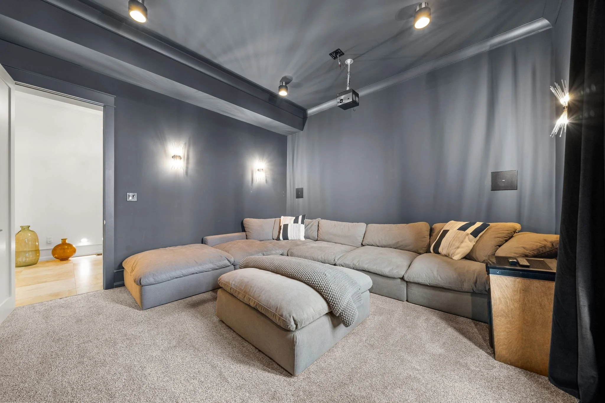  72-88 Bridge St, Prince Edward, ON.jpg