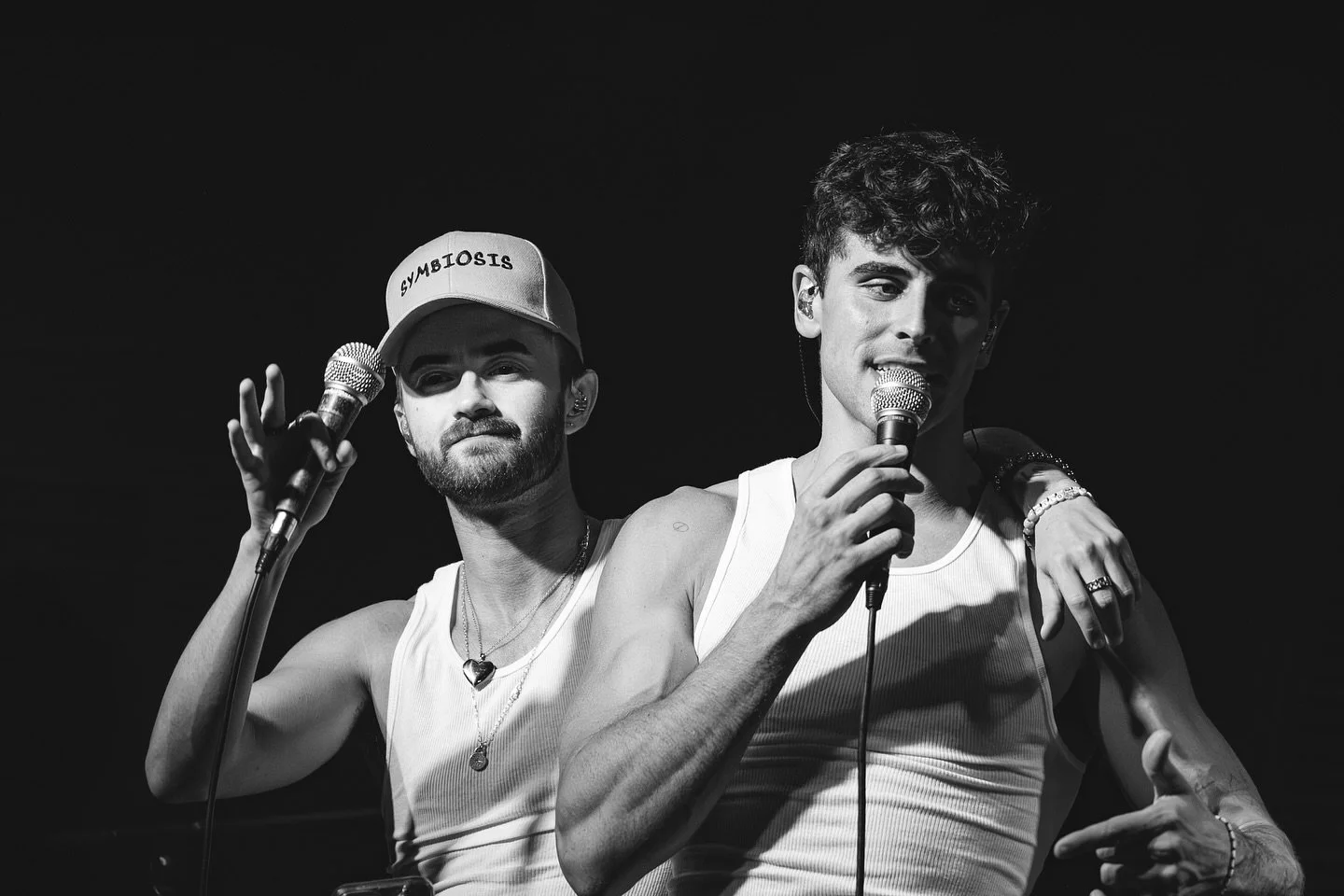 &ldquo;Every fan, every supporter knows that no one compares to THE Jack &amp; Jack.&rdquo; &hearts;️ 

Check out the full gallery and review of @jackandjack show in Indianapolis, IN on our website. Link in bio!

📝: @musically_brittany 
📸: @everly_