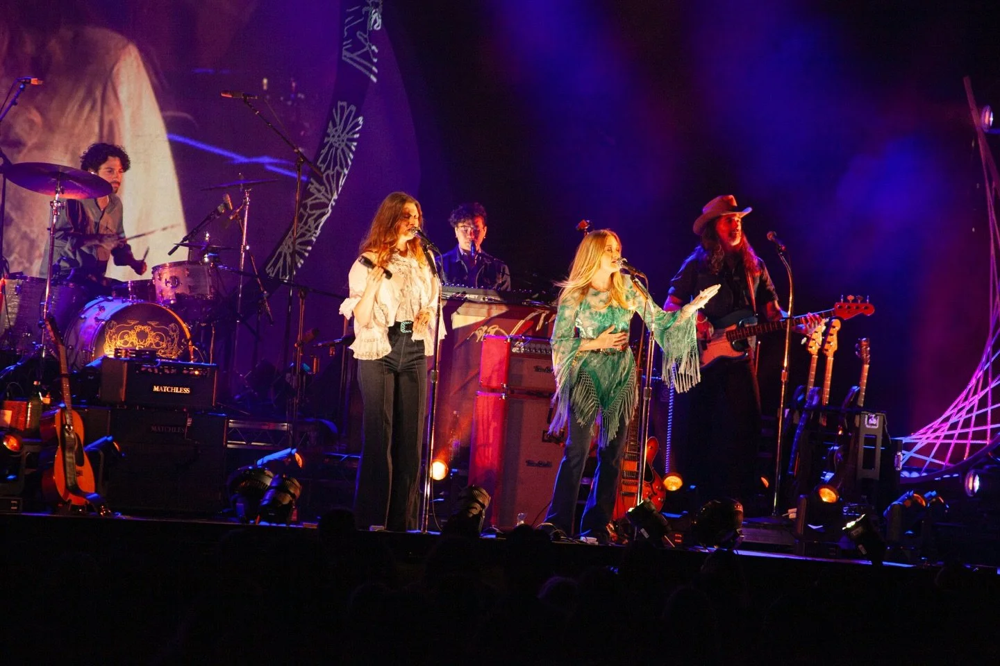 Aly &amp; AJ brought back every good childhood memory at once. ❤️

Check out the full gallery on our website. Link in bio! 

📸: @the_pipsqueak 
.
.
.
.
.
.
#alyandaj #indiepop #livemusic #concertphotography #alymichalka #ajmichalka