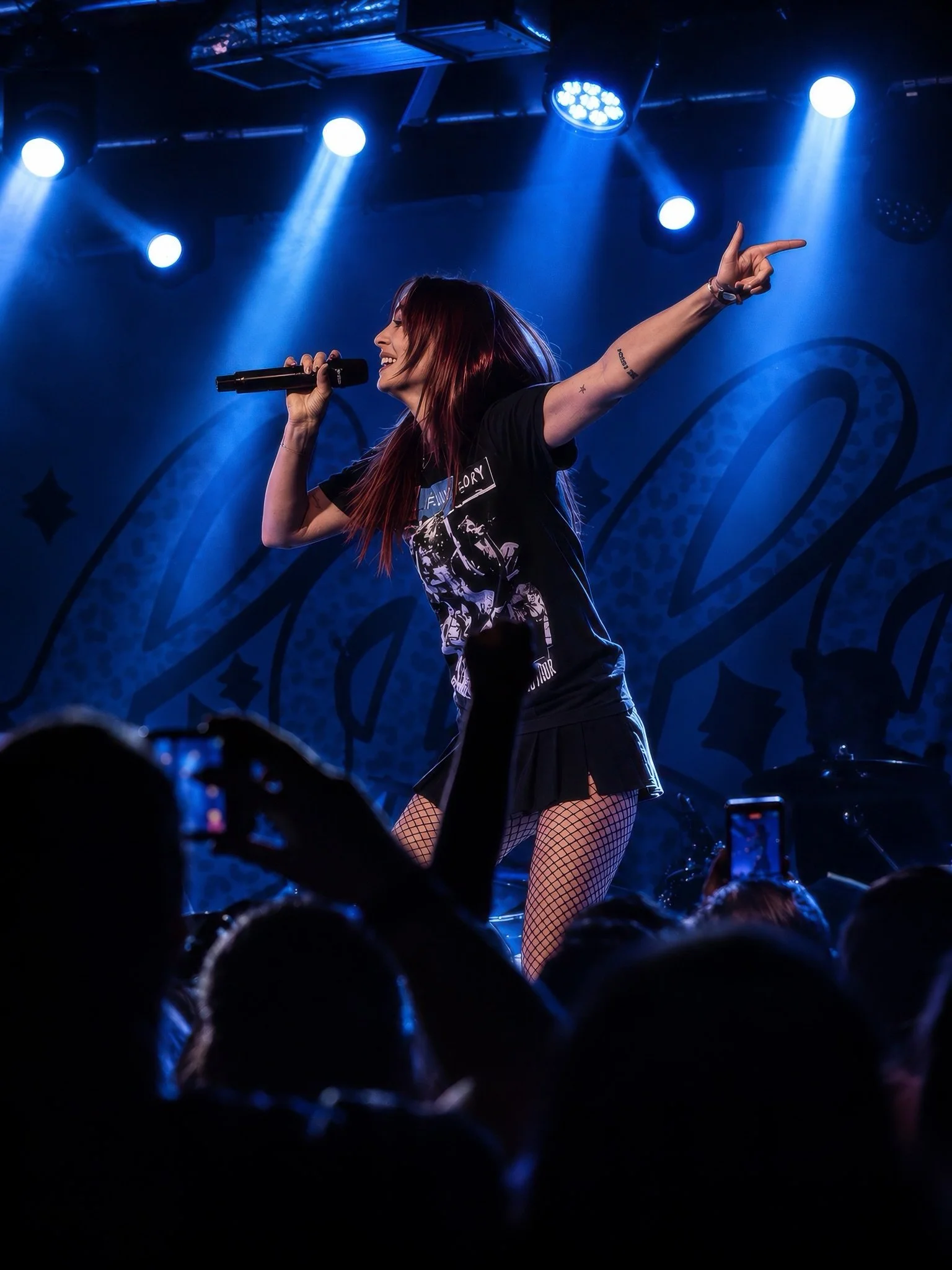 L&Oslash;L&Oslash; takes the stage at El Club in Detroit, MI. ✨

Check out the full gallery on our website. Link in bio! 

📸: @jps_photos 

#lolo #godforbidagirlgoesontour #godforbidagirlspitsoutherfeelings #poprock #concertphotography