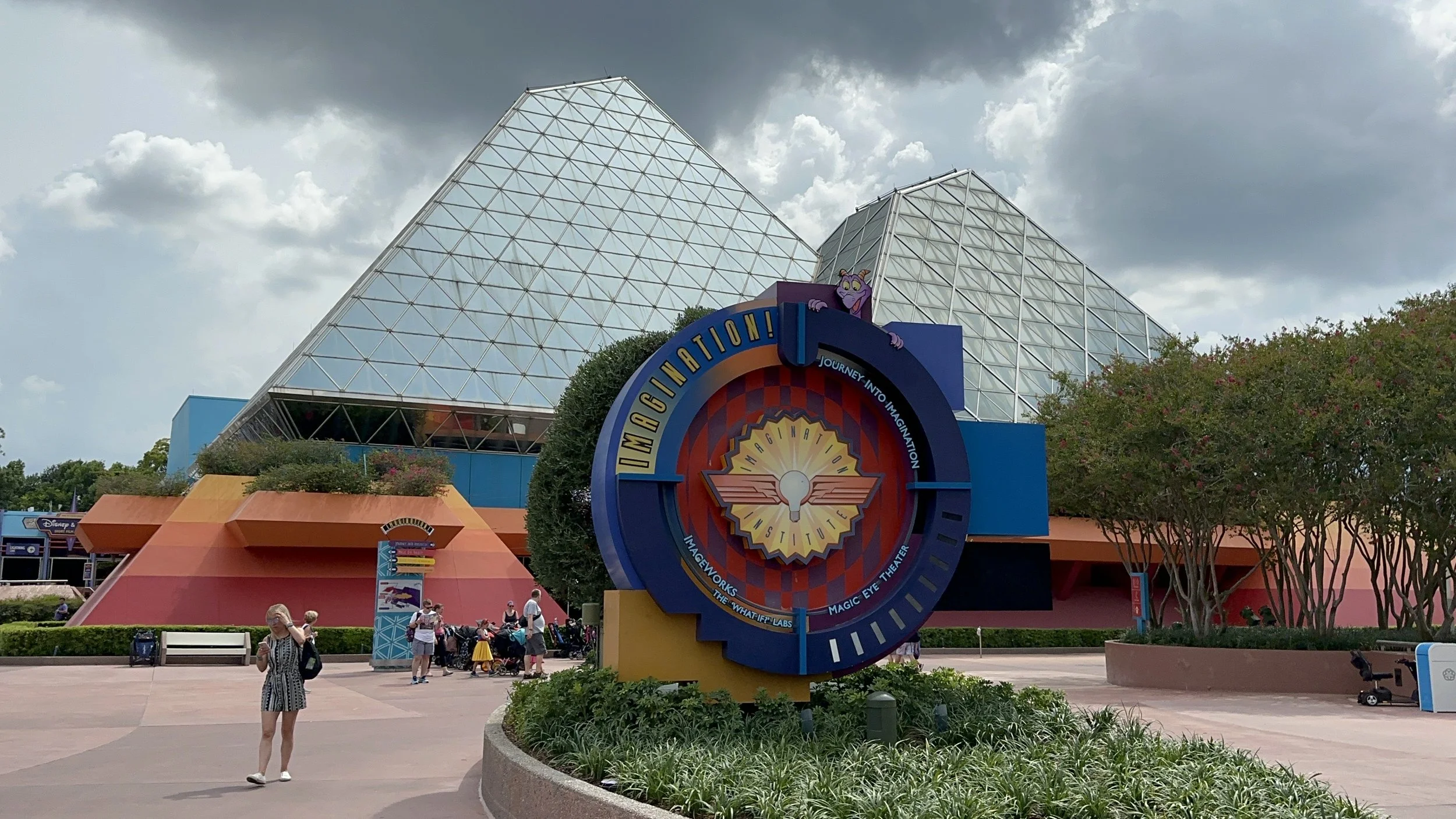 Our 9-Year-Old's Perfect Epcot Outing: His favorite rides and Remy hunt ...