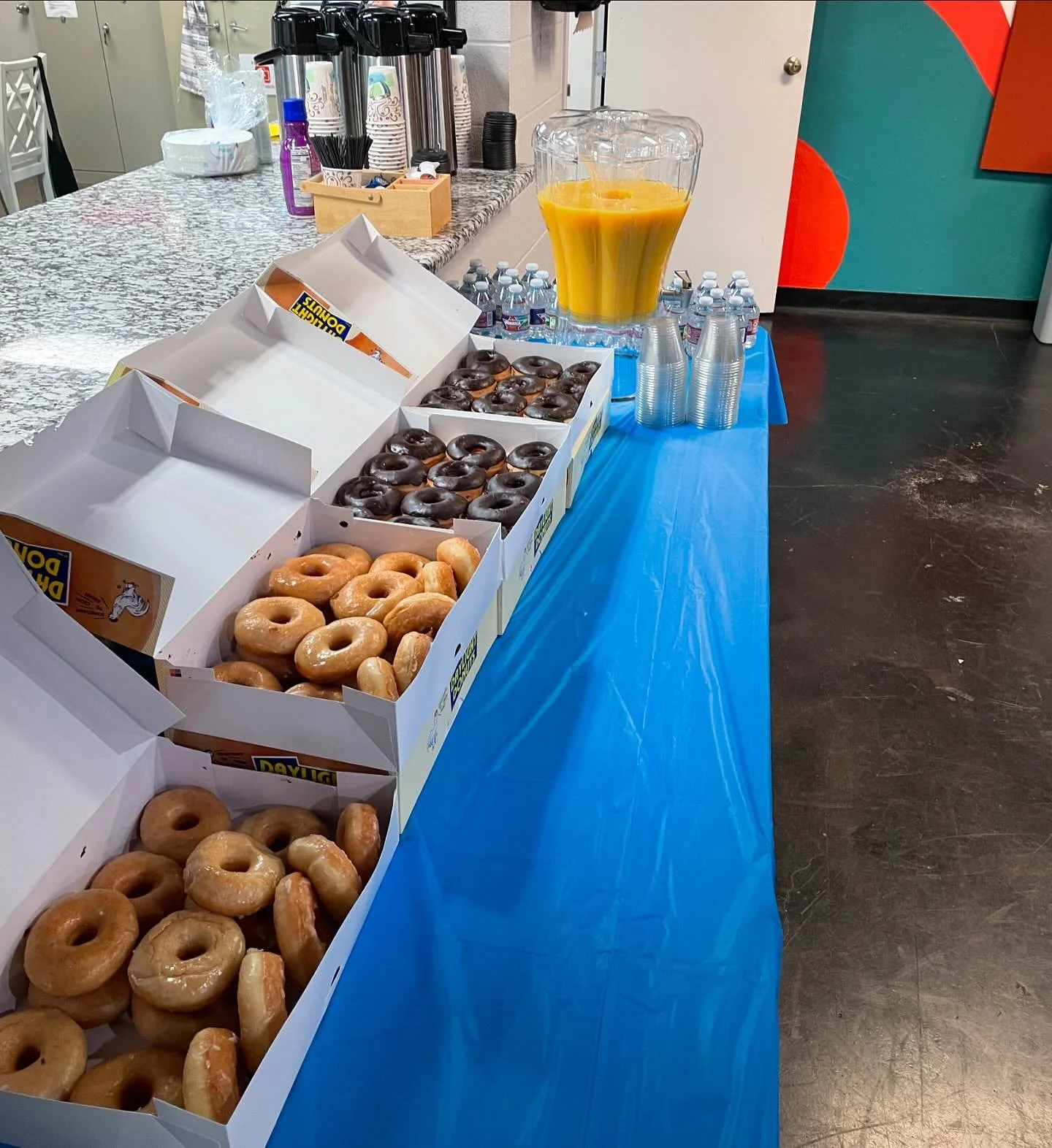 🍩Donuts with Dad🍩
What a great time the dads, grandads, and kiddos all had bonding over donuts!🍩