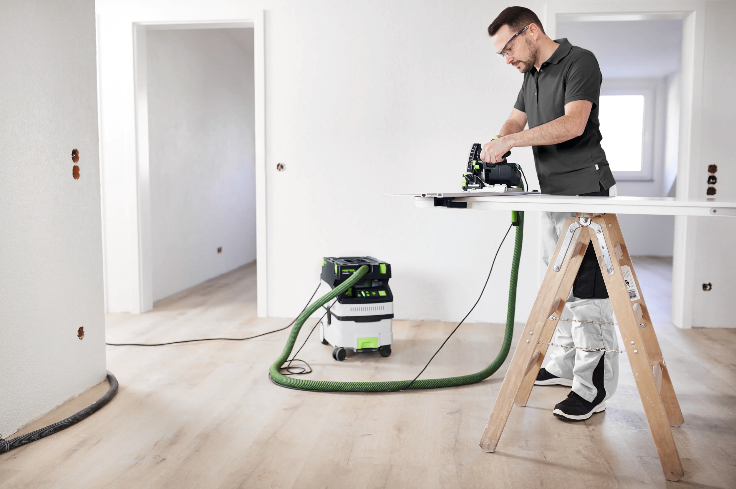 Festool - 577419_TS 60K 168mm Plunge Cut Saw in Systainer with 1400mm Rail.1.2.png