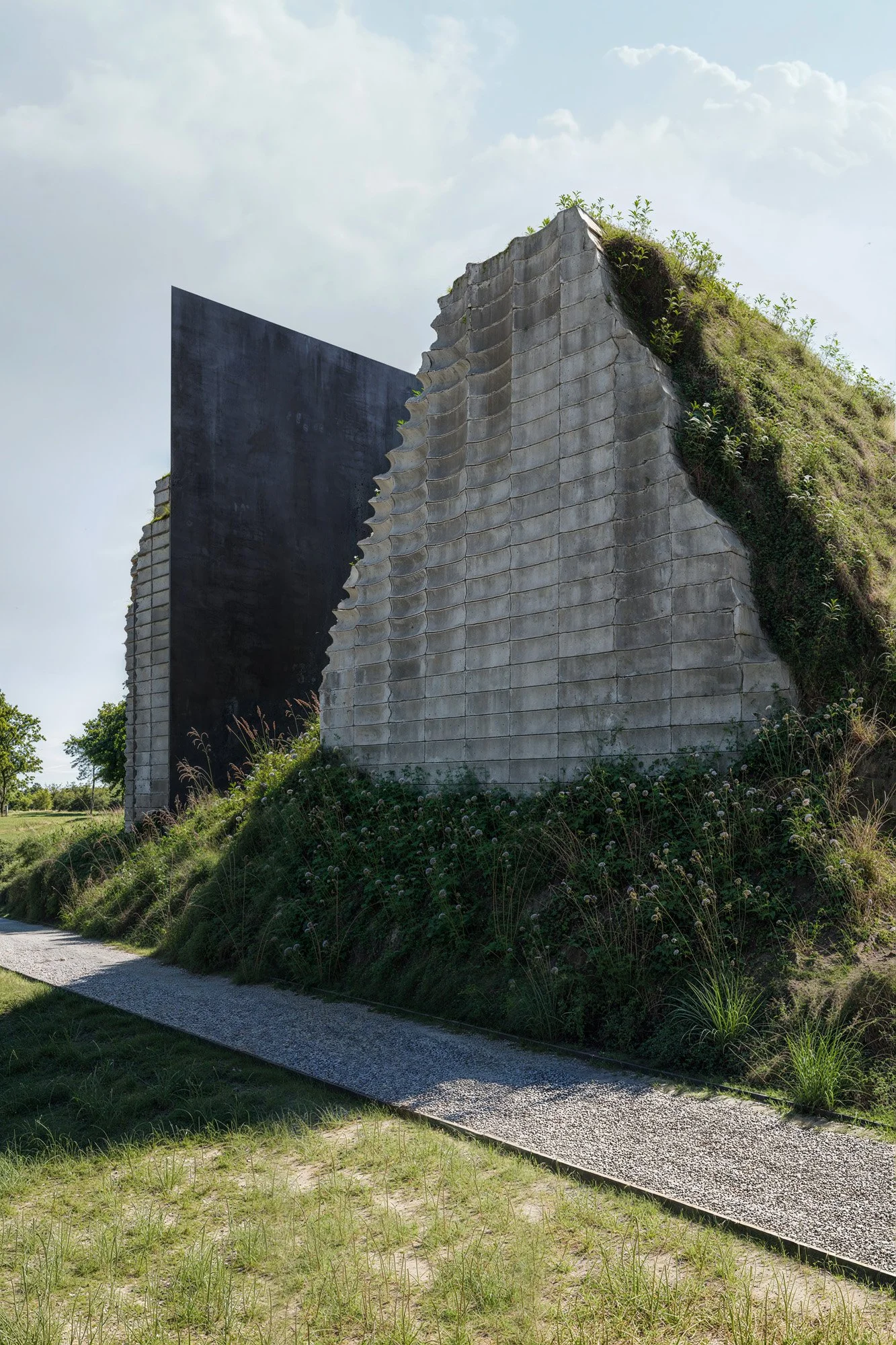 WROT | Hart Island Tumulus