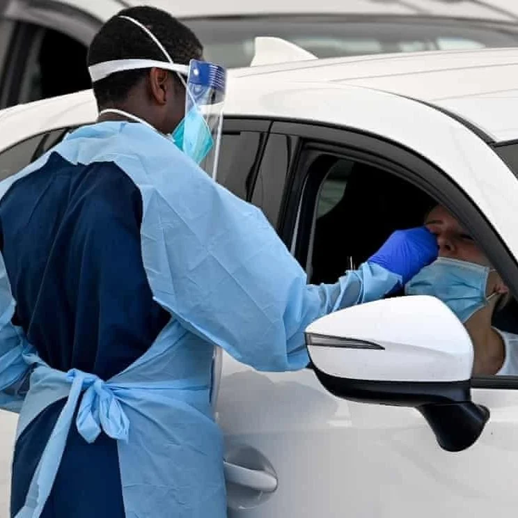 ‘Too early to tell’: health experts nervous about Omicron’s effect on Australia’s hospitalisation rates