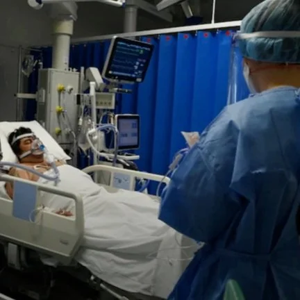 Healthcare workers warn of unsustainable demand on self-manage staff shortages