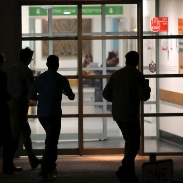 Tenfold increase in long emergency department waits