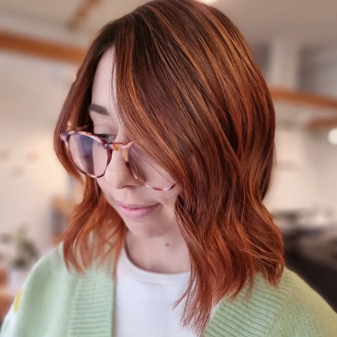 When your fresh copper matches your super cute glasses 🧡❤

#henderson #hairathenderson #beforeandafter #copperhair #copper #lakmecopper #lakmecolour #lakmegloss #napiersalon #napierstylist #napierhairdresser #hawkesbaysalon #hawkesbayhairdresser