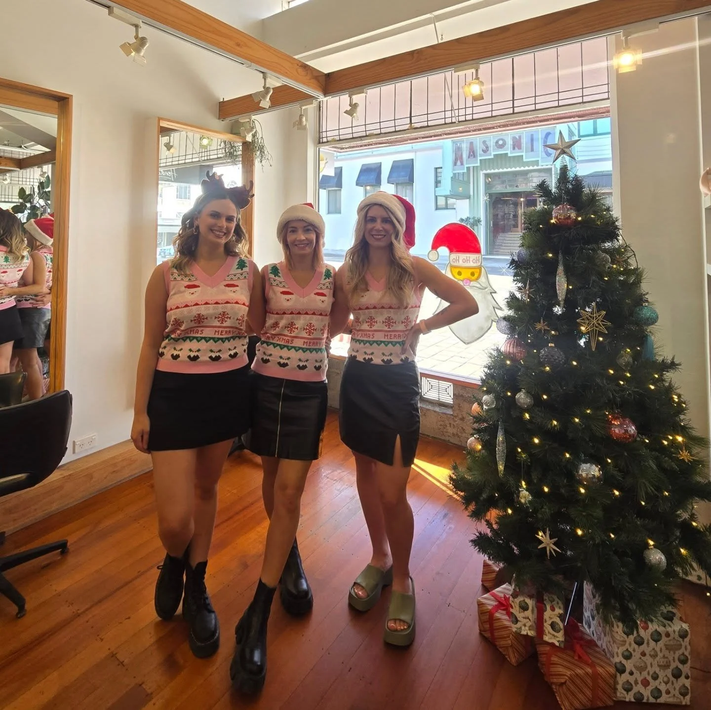 As we wrap up our final day in the salon for the year, we just want to say the biggest thank you 🤍
Thank you to every client who trusted us, supported us, and allowed us to create a little hair magic throughout the year. We truly couldn&rsquo;t do w