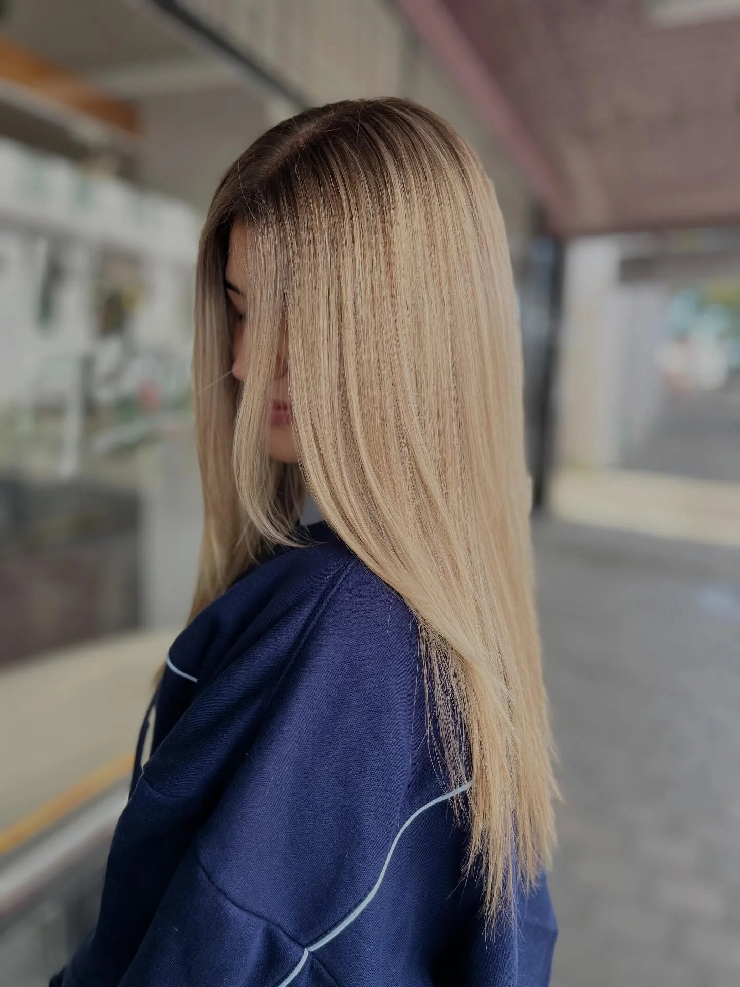 Nothing like a blonde refresh✨🩵

Hair by Lily🧚