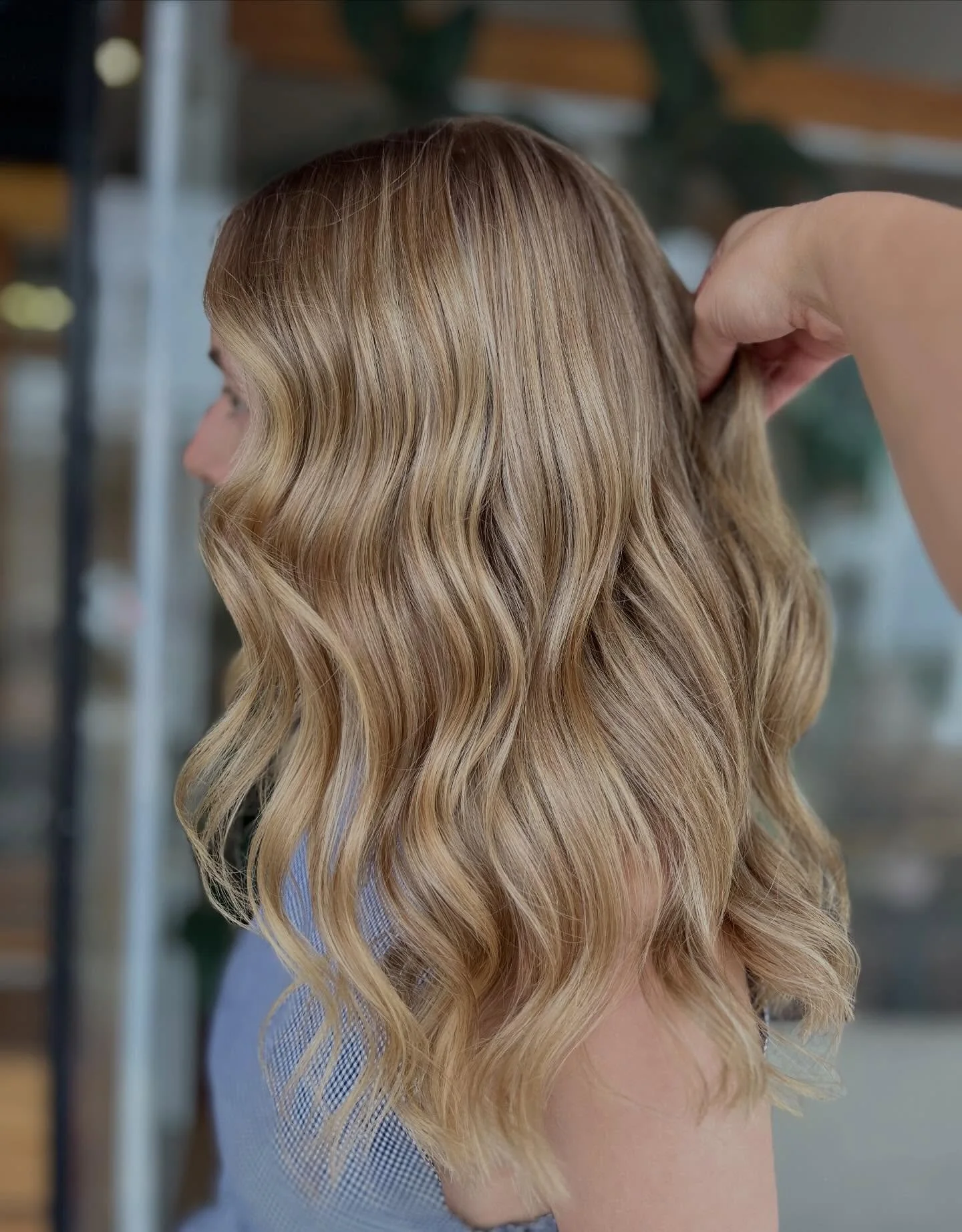 Lovely freshen up just in time for her 21st!✨💛

Hair by Lily🧚