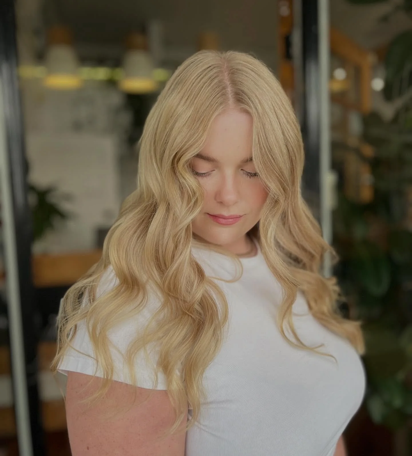 Always love a bright blonde🌻☀️💛

Hair by Lily🧚