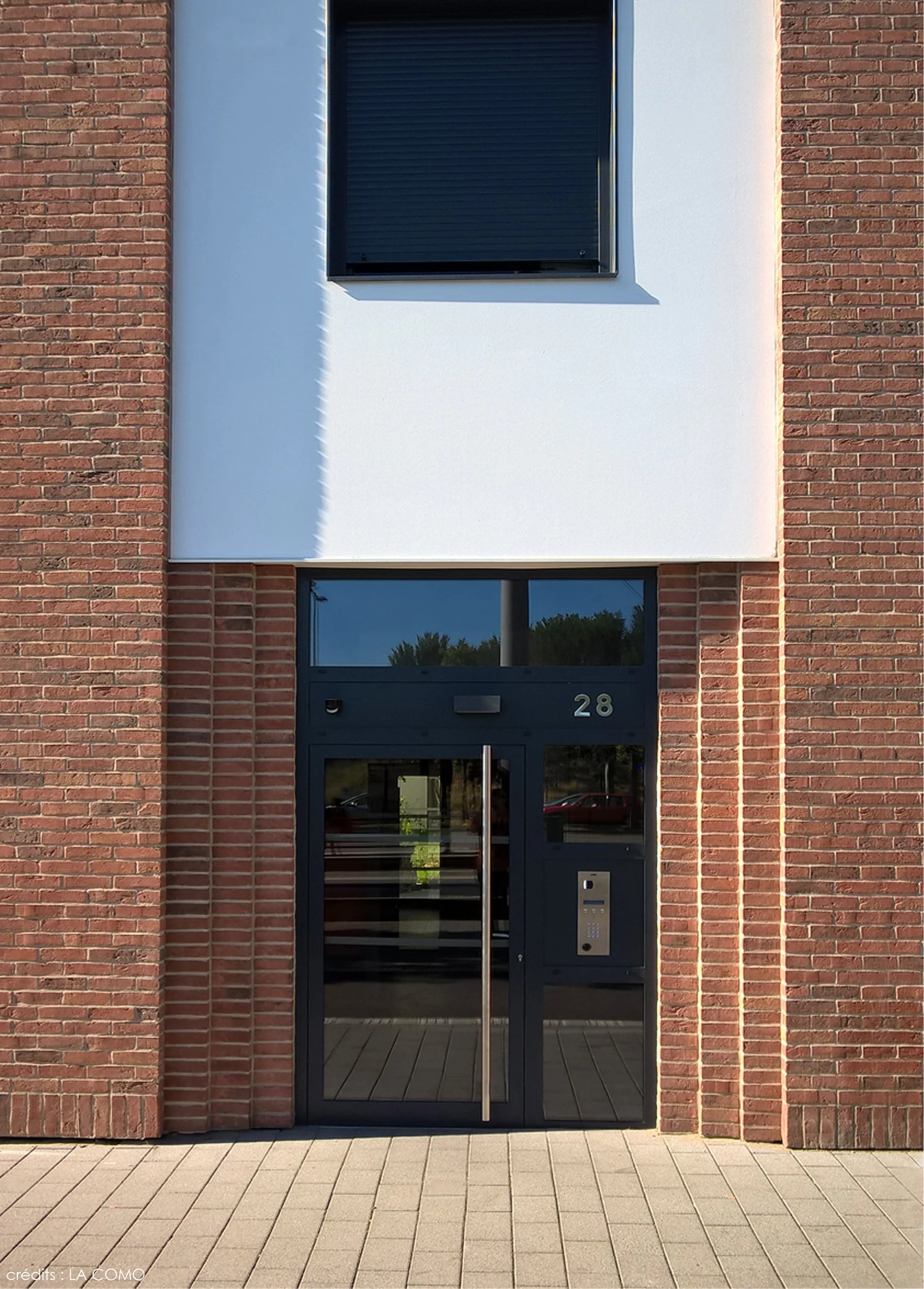 DETAIL ENTREE crédits.jpg