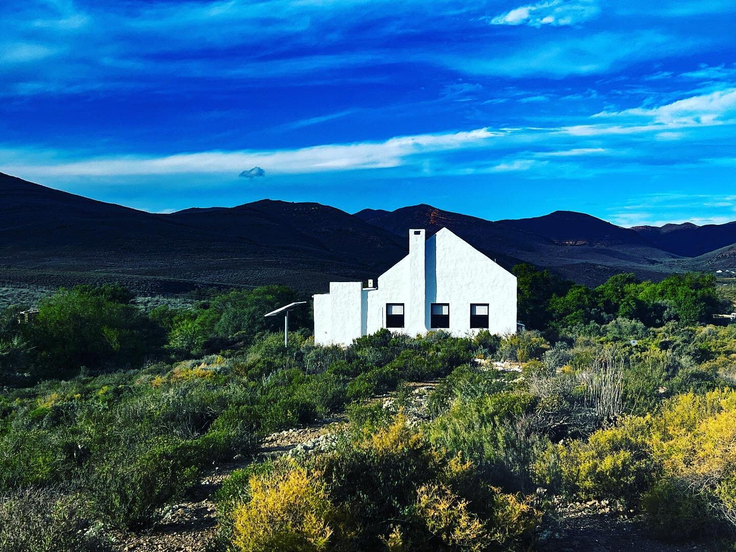 Peaceful accommodation #city#mountains#mountainview#southafrica#africa#visitsouthafrica#clouds#tablemountain#oceansapart #view#sunnyday#travel#traveltheworld#travelphotography#africa#africanamazing#southafricatravel#cityphotography#afrika#sky#travelb