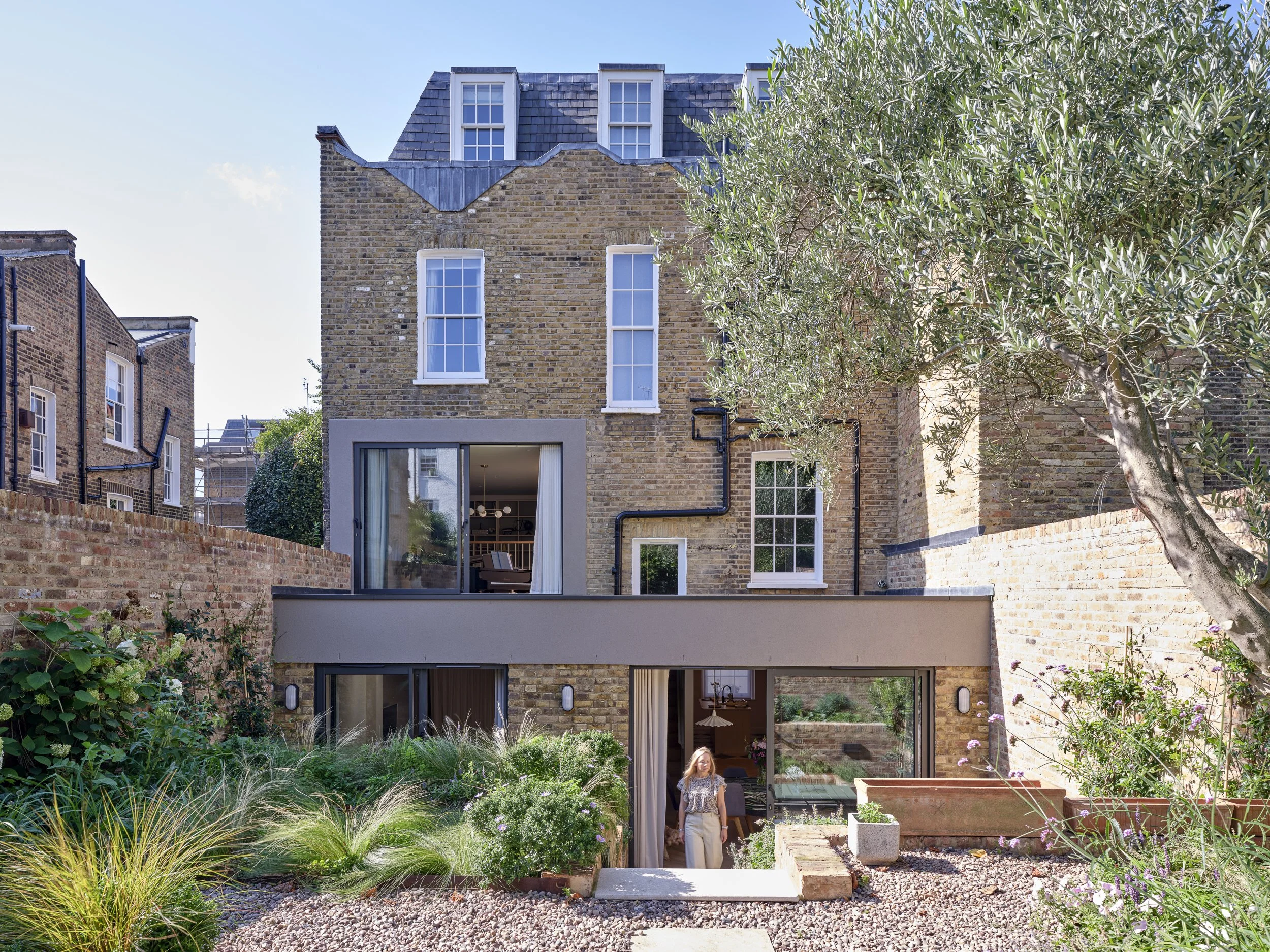 Victoria & Mark's home_04.jpg