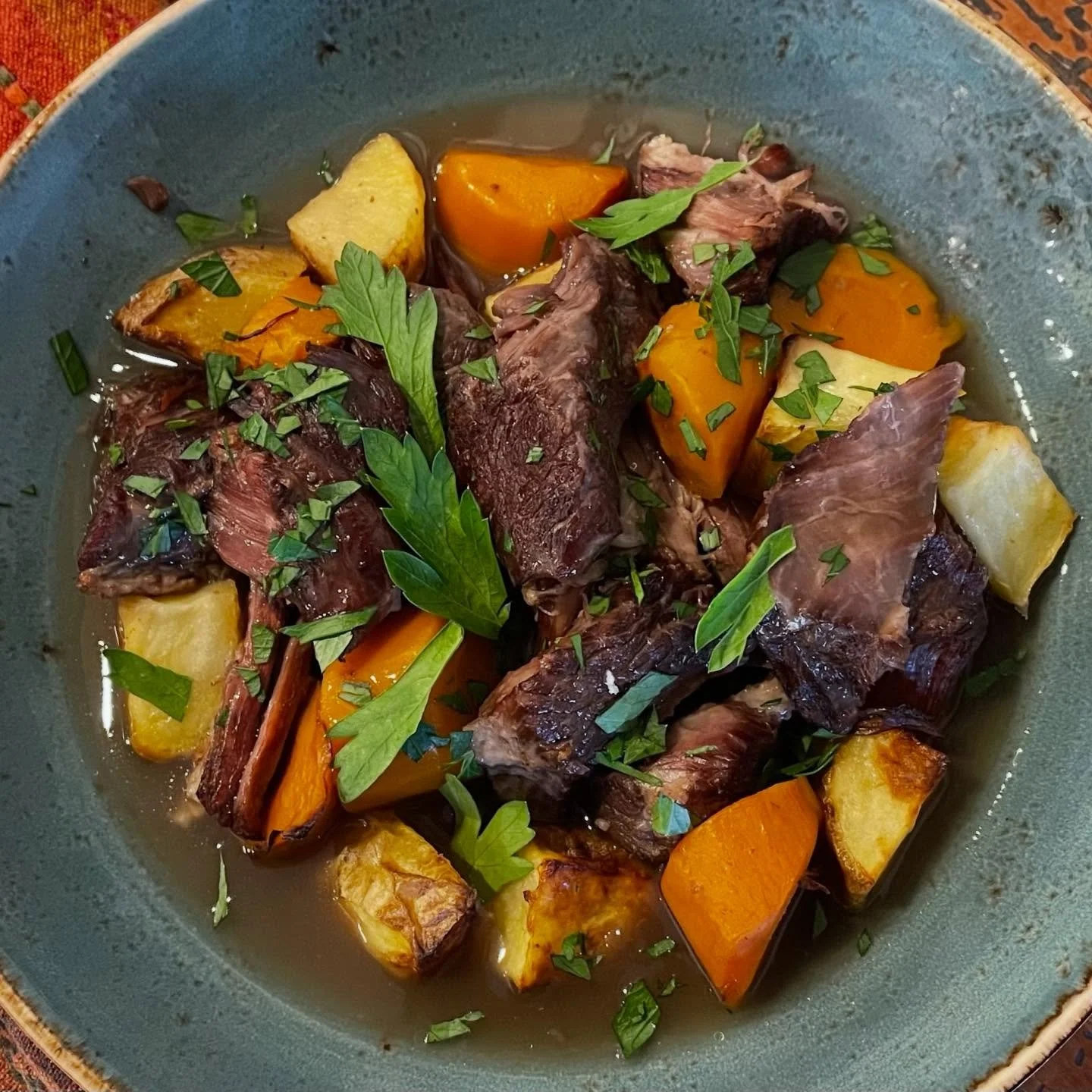 Still hosting? Still hungry?✨

Keep it simple.

Our prepared entr&eacute;es are ready to grab &amp; go 💛

Dinner = handled.
In-store or on DoorDash.