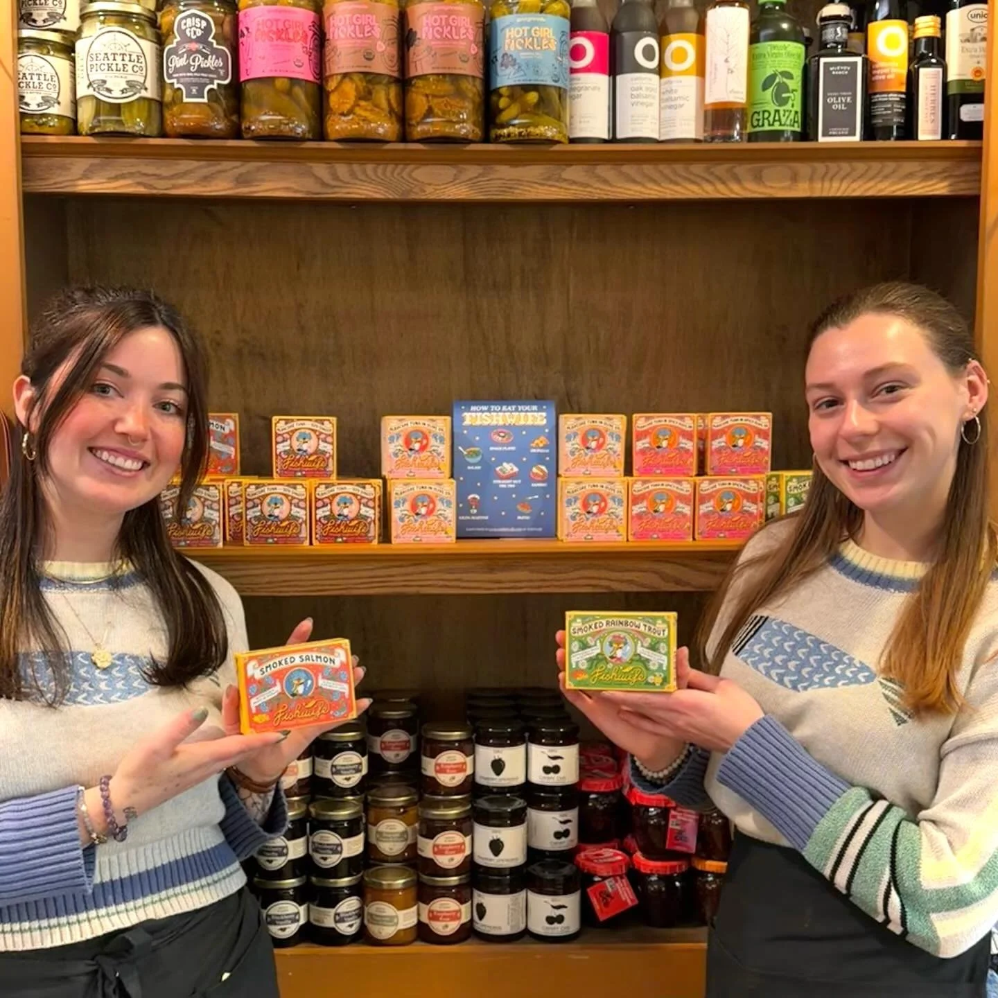 First weekend of spring and it&rsquo;s officially perfect picnic weather ☀️🧺

We&rsquo;re leaning all the way in&mdash;right now, we&rsquo;re loving tinned fish (Fishwife has our hearts), and we even found the perfect fish sweater thanks to our neig