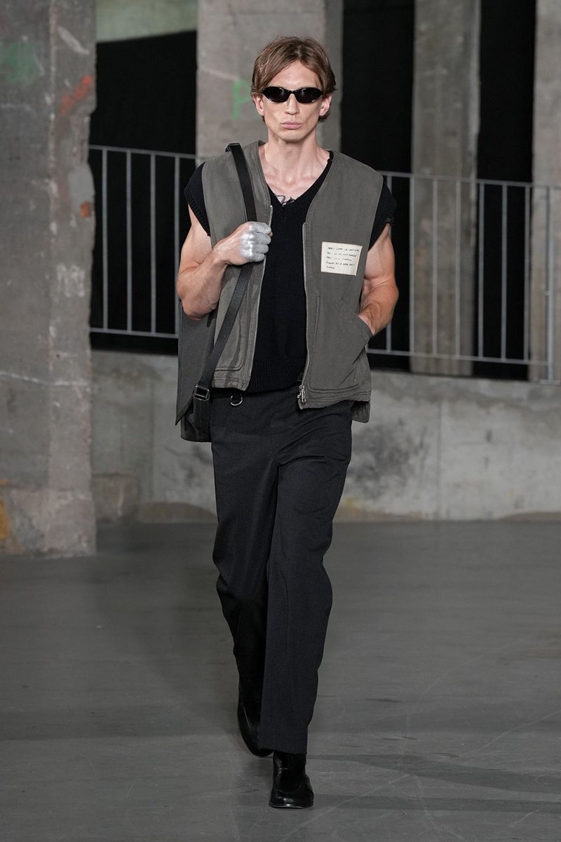 ETUDES STUDIO SS2027.jpg