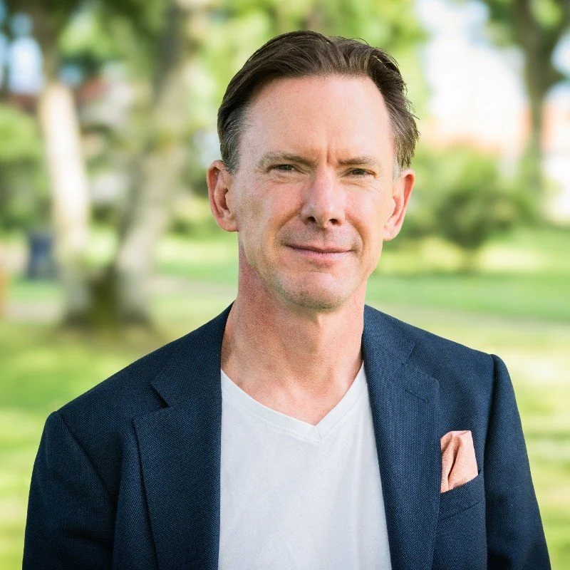 Patrik Nyholm , ledamot