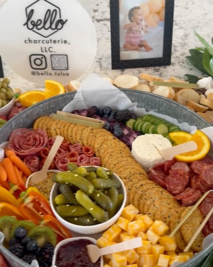 We had a ball with this Hole in One themed spread of charcuterie and custom bites! 😉⛳️🏌🏽

Have a themed event you&rsquo;re planning? Let us get creative and make a custom bites menu to fit the theme!