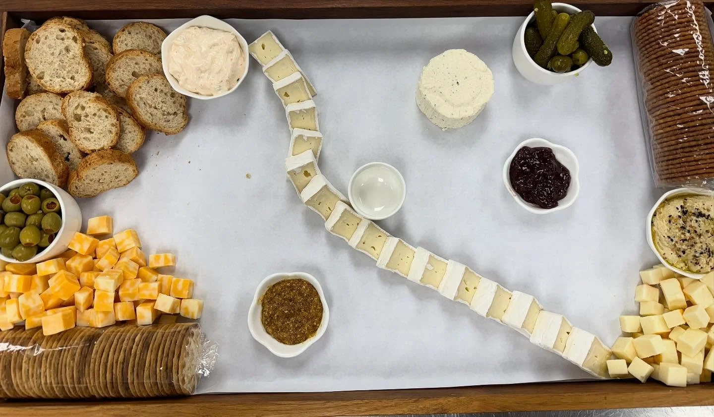 🧀✨ Creating Culinary Magic! ✨🥖

Our skilled charcutier is busy today crafting this stunning Brynn board. Follow along as we share the progression of this beautifully delicious charcuterie masterpiece from start to finish!

🌿🍇 Keep an eye out for 
