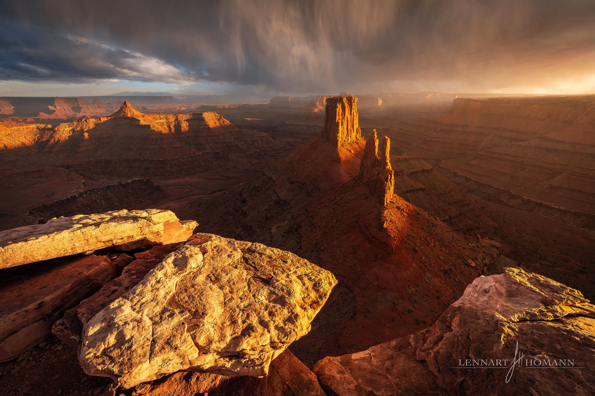 Bucket List Buttes LOGO.jpg