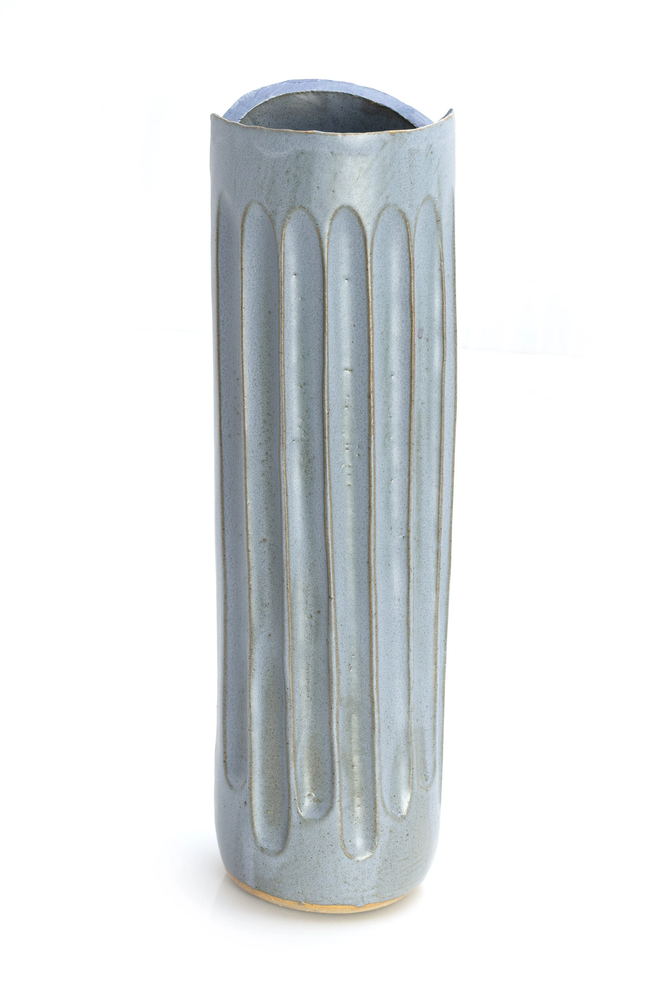Bevan de Wet, 2025_Narrow vase 2_33,5x9,5x9,5cm_3.jpg