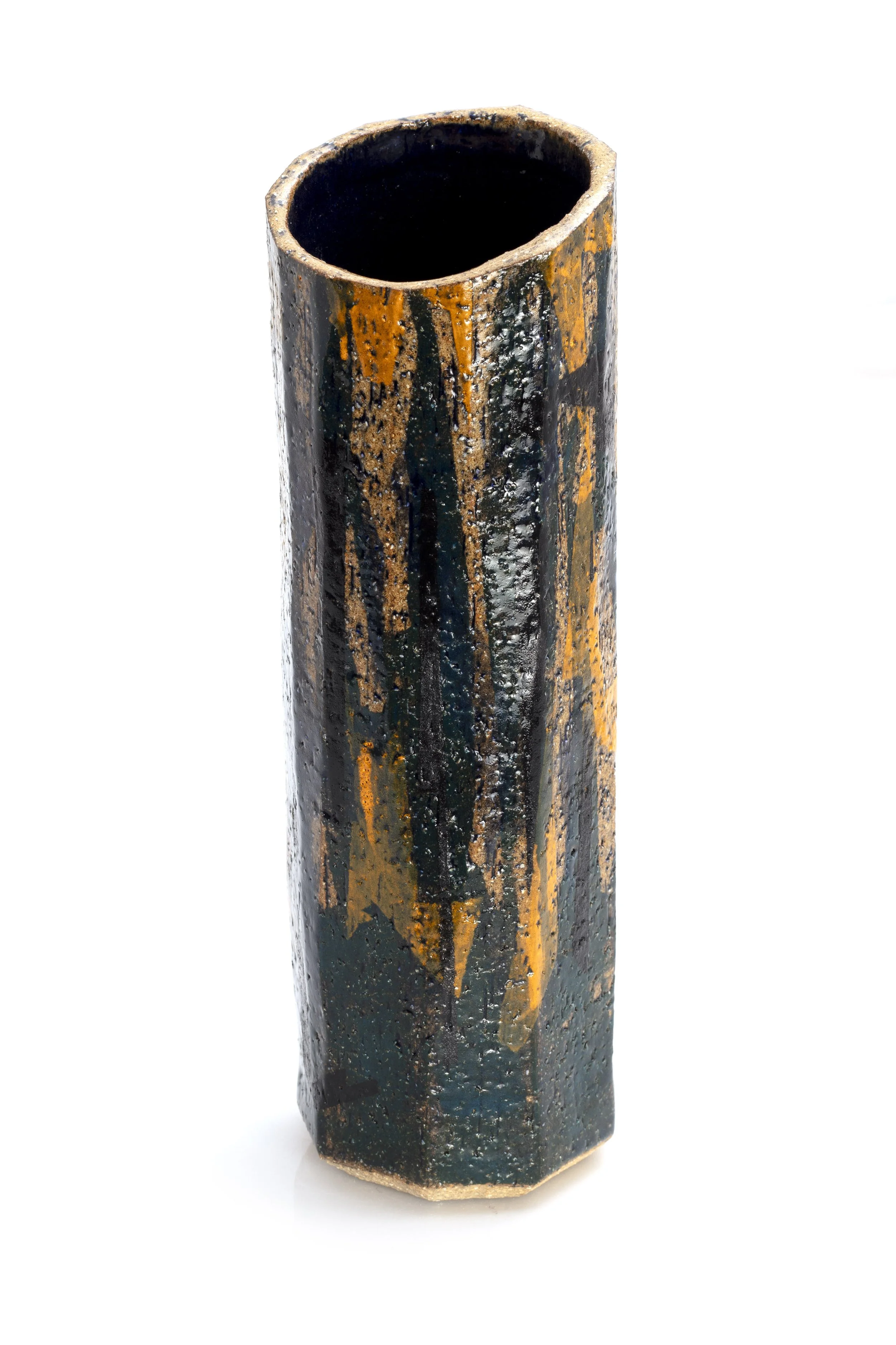 Bevan de Wet, 2025_Narrow vase 4_29,5x9,5x9,5cm_1.jpg