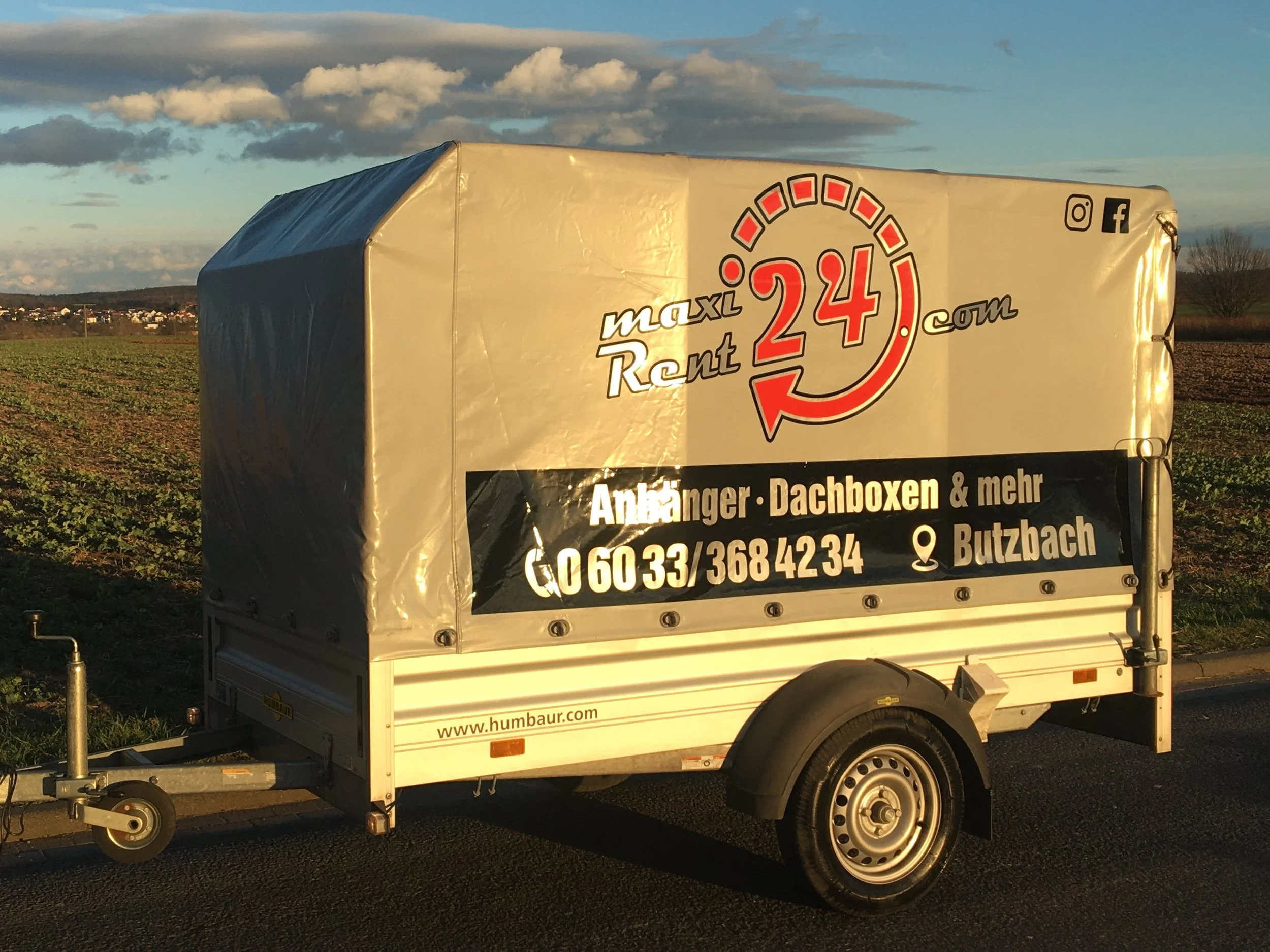 Planenanhänger 750 kg mieten in Gießen