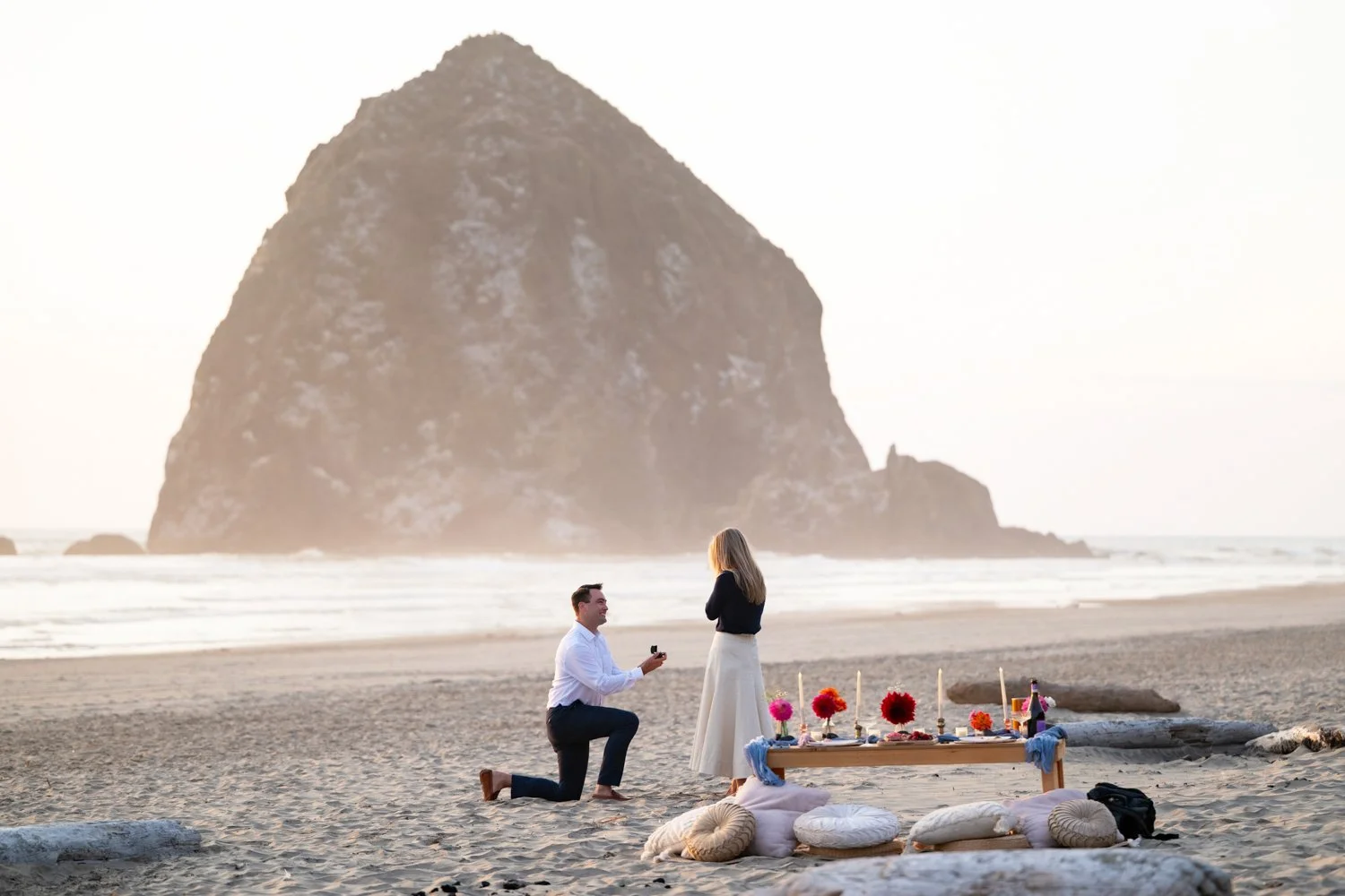 Oregon Coast Photographer, Oregon Coast Wedding Photographer, Cannon Beach Photographer, Cannon Beach Engagement-17.jpg