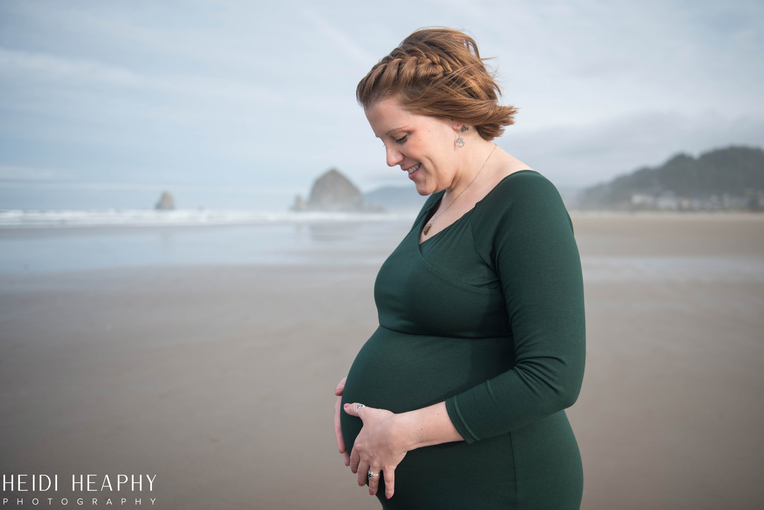 Cannon Beach Photographer, Oregon Coast Photographer, Cannon Beach, Maternity Photography-6.jpg