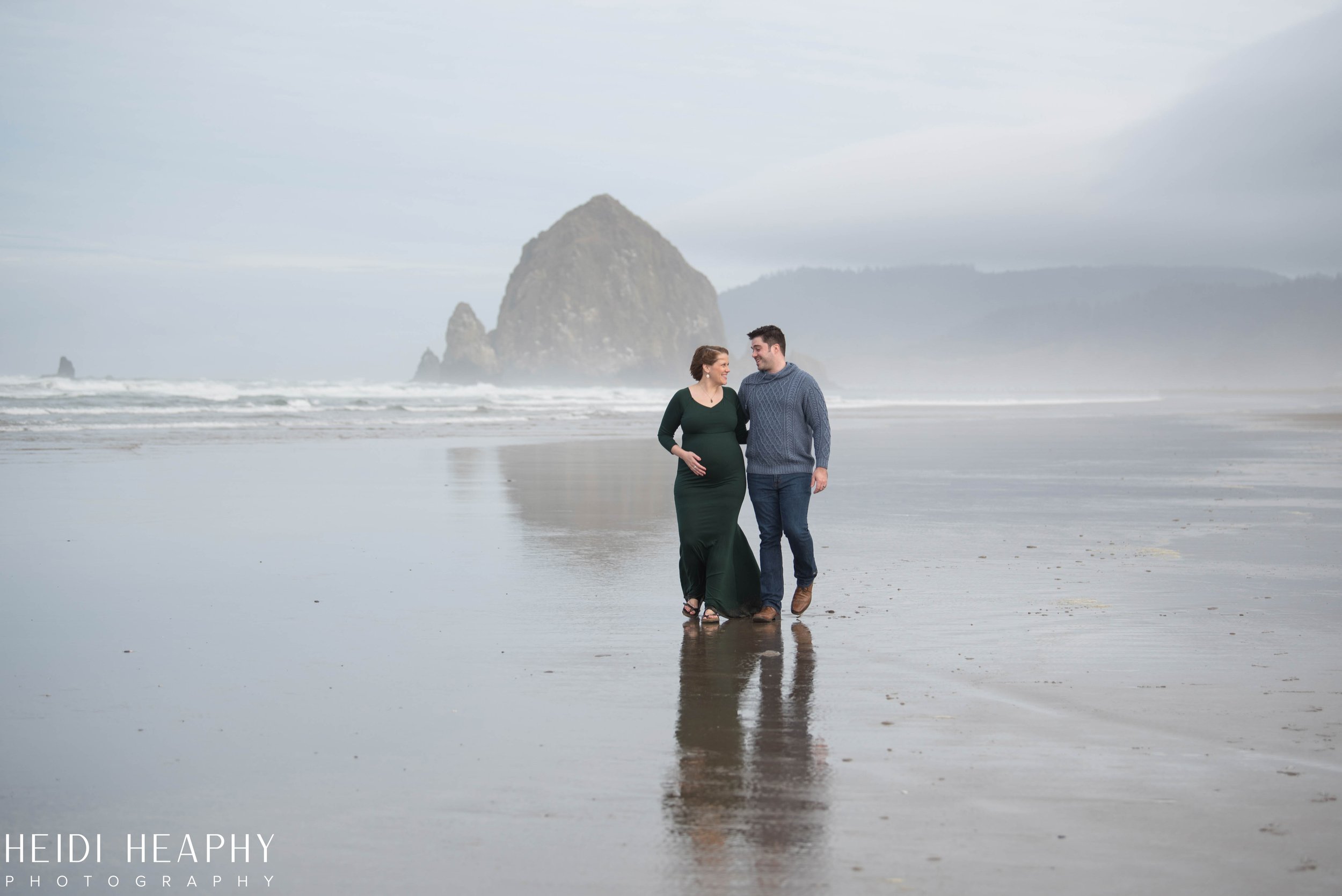 Cannon Beach Photographer, Oregon Coast Photographer, Cannon Beach, Maternity Photography-23.jpg
