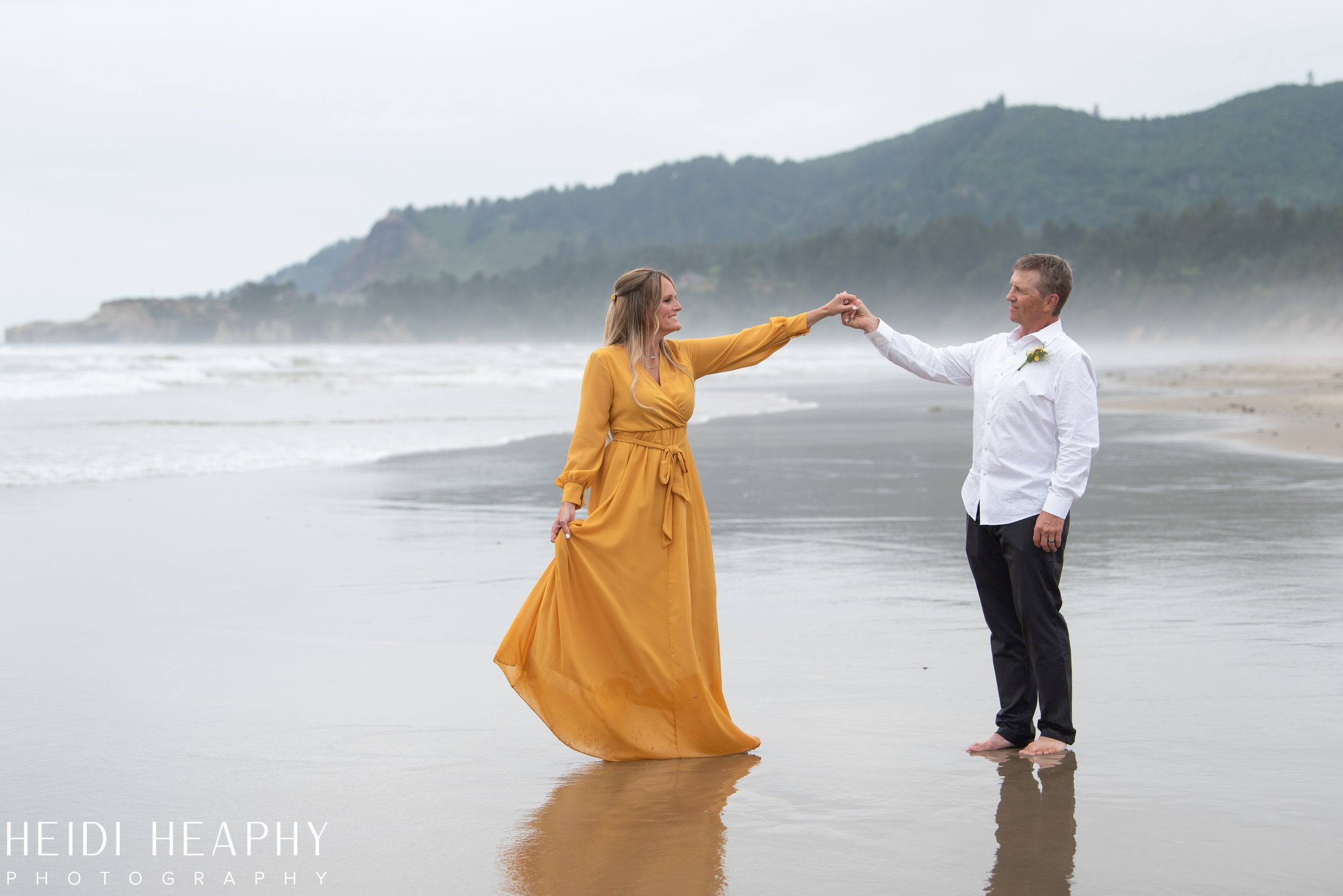 Oregon Coast Wedding Photographer, Oregon Coast Wedding, Oregon Coast Elopement, Oregon Coast-32.jpg