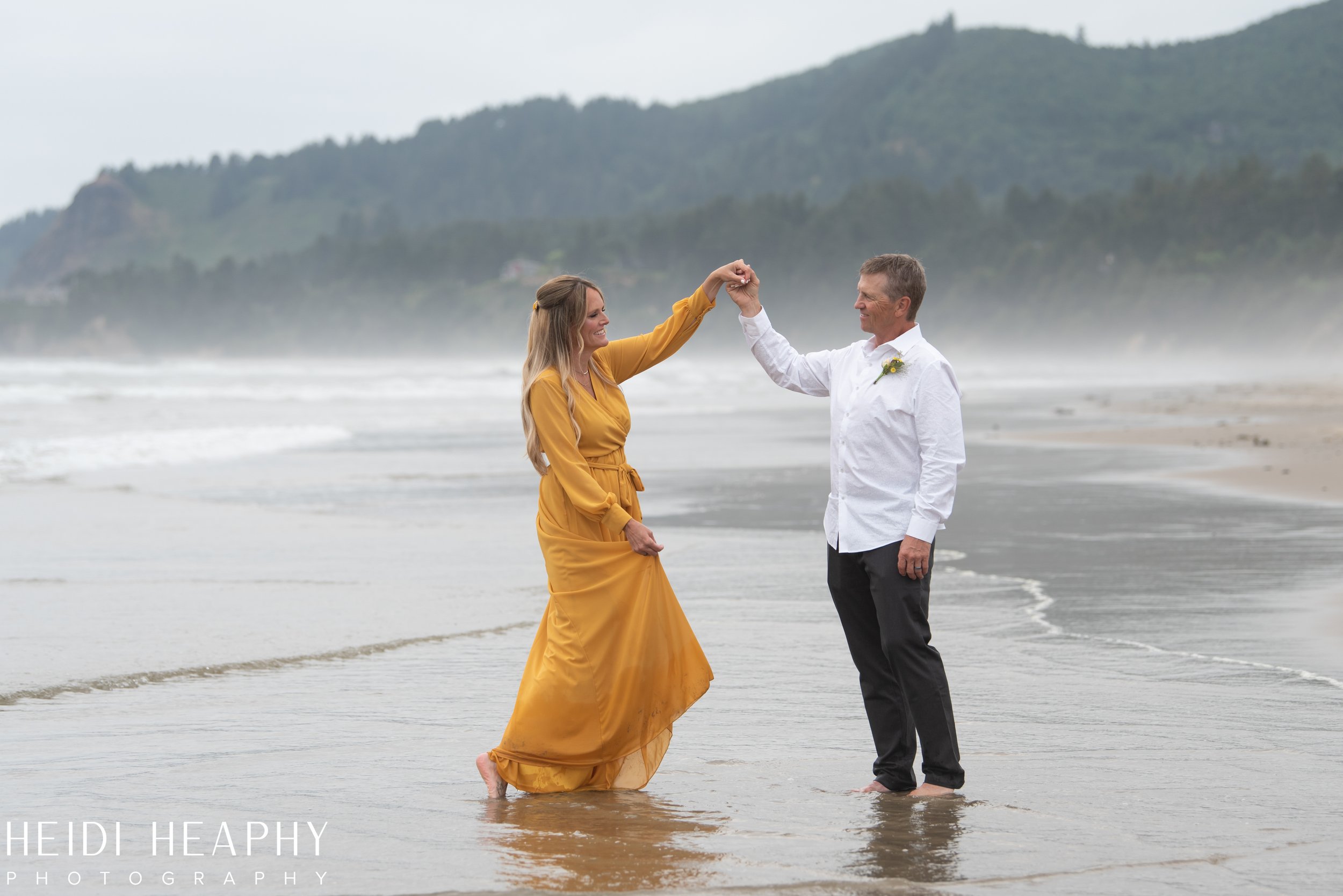 Oregon Coast Wedding Photographer, Oregon Coast Wedding, Oregon Coast Elopement, Oregon Coast-34.jpg