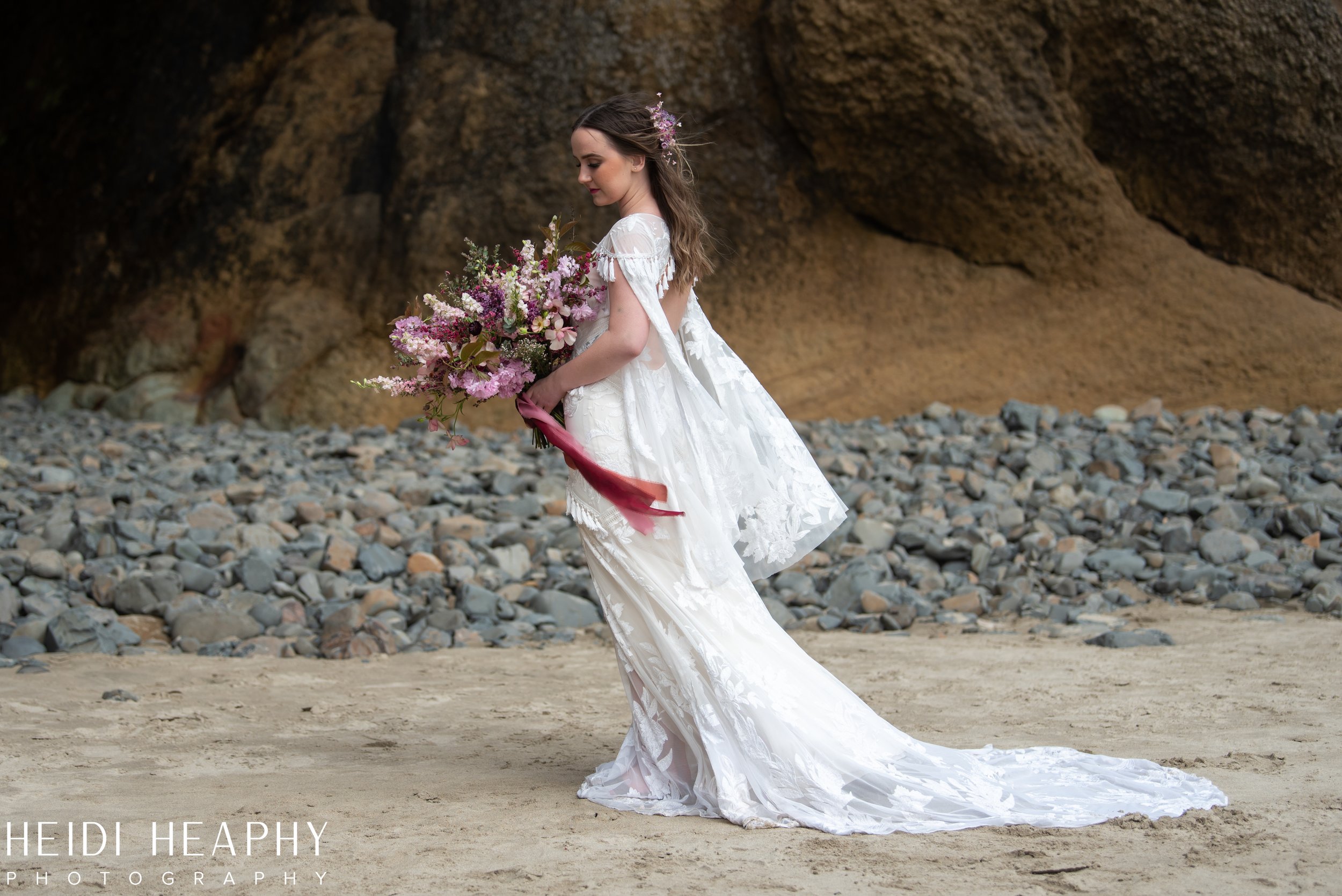 Oregon Coast Elopement, Oregon Coast Wedding, Oregon Coast Photographer, Cannon Beach Wedding, Heidi Heaphy Photography_2.jpg
