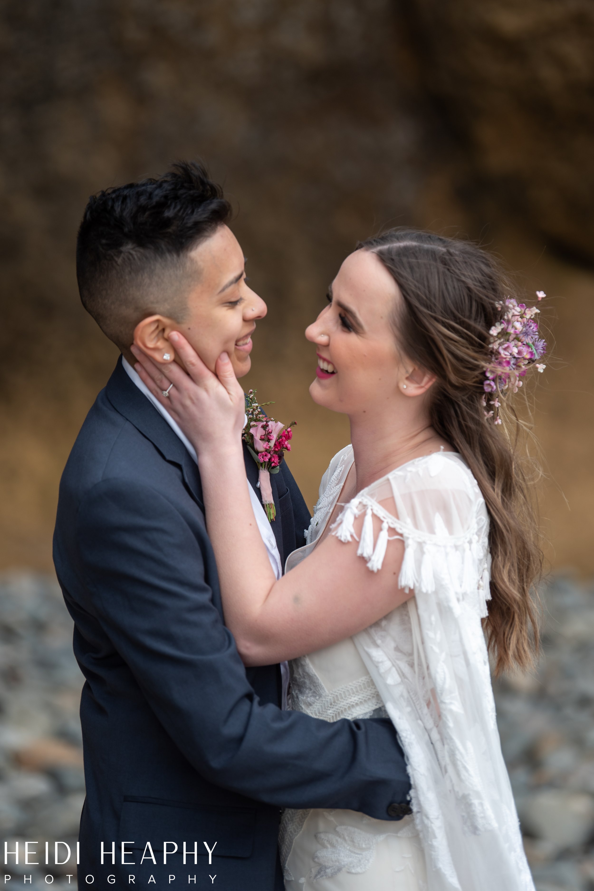 Oregon Coast Elopement, Oregon Coast Wedding, Oregon Coast Photographer, Cannon Beach Wedding, Heidi Heaphy Photography_12.jpg