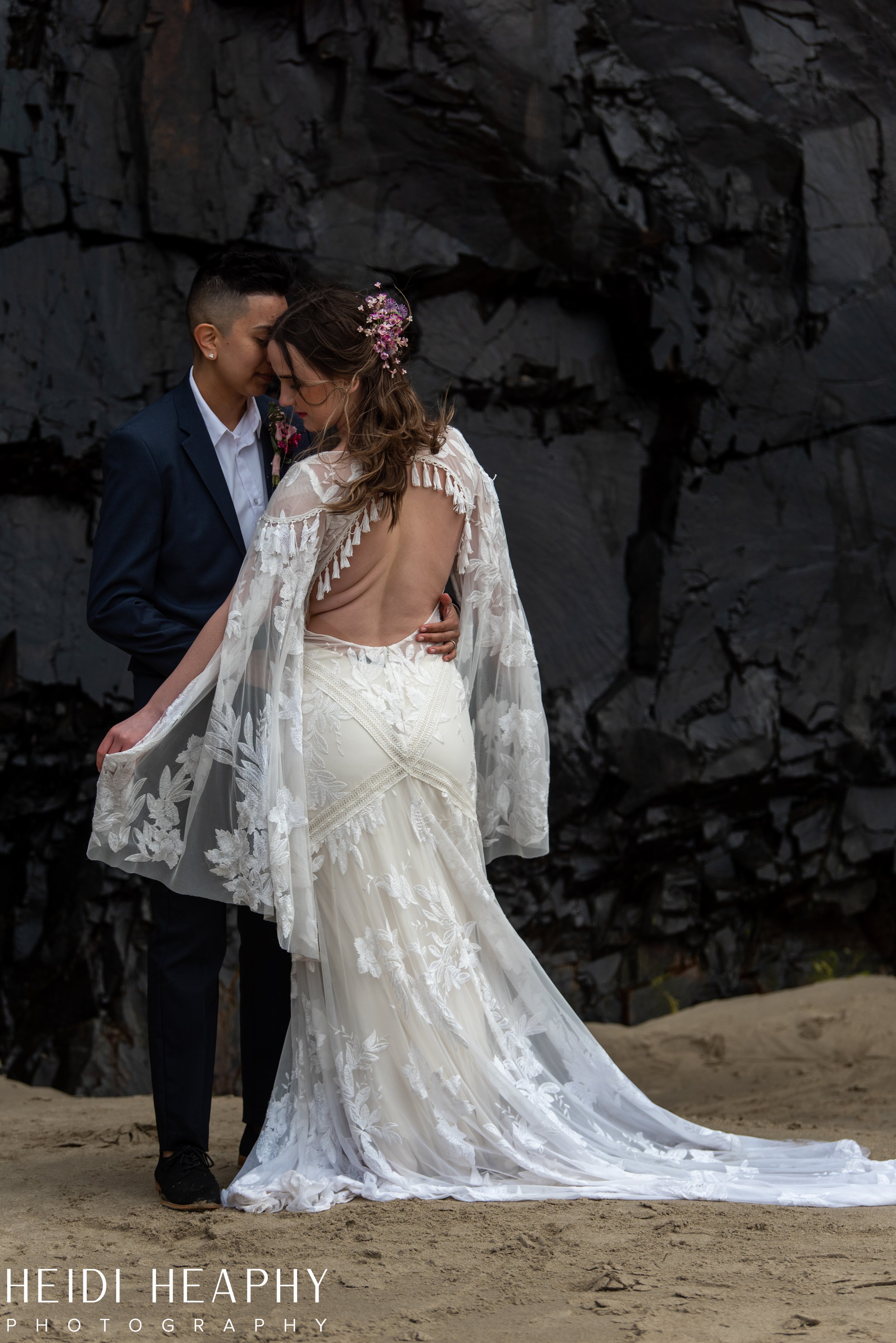 Oregon Coast Elopement, Oregon Coast Wedding, Oregon Coast Photographer, Cannon Beach Wedding, Heidi Heaphy Photography_20.jpg