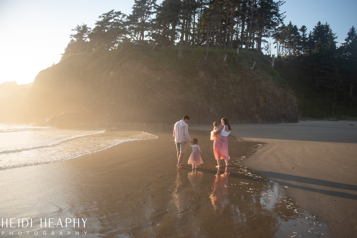 Oregon Coast Photographer, Oregon Coast, Cannon Beach Photographer, Oregon Coast Family, Cannon Beach_26.jpg