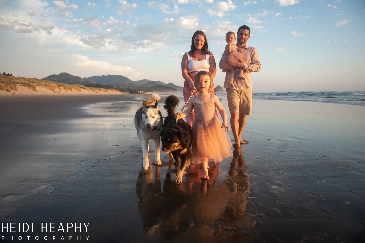 Oregon Coast Photographer, Oregon Coast, Cannon Beach Photographer, Oregon Coast Family, Cannon Beach_47.jpg