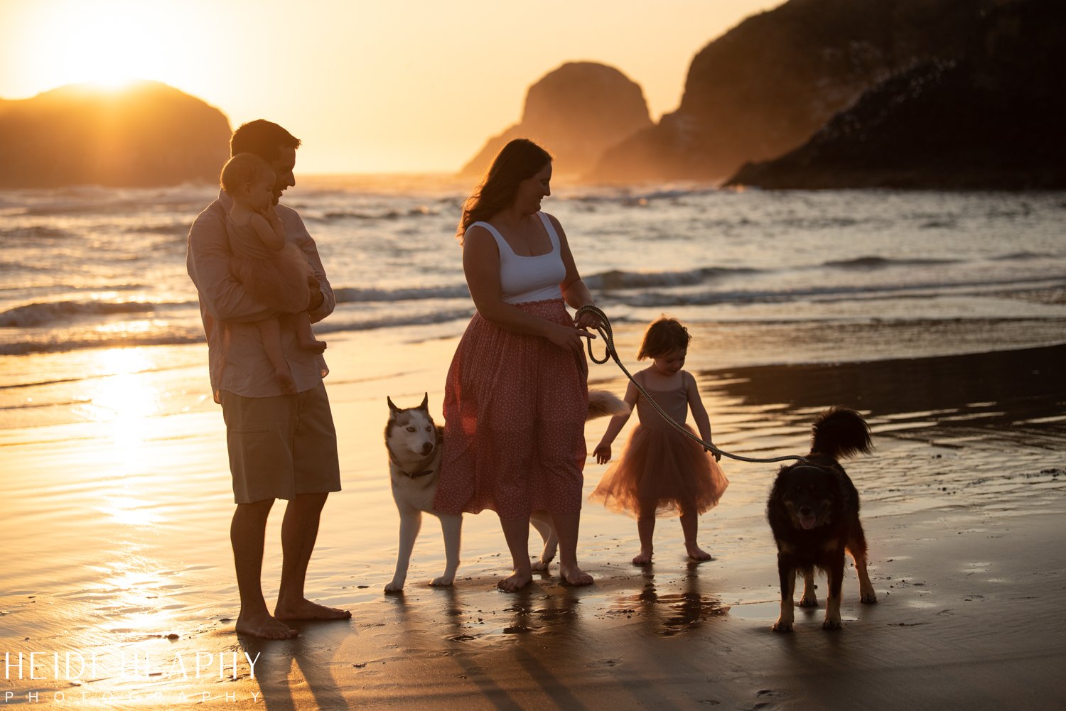 Oregon Coast Photographer, Oregon Coast, Cannon Beach Photographer, Oregon Coast Family, Cannon Beach_48.jpg