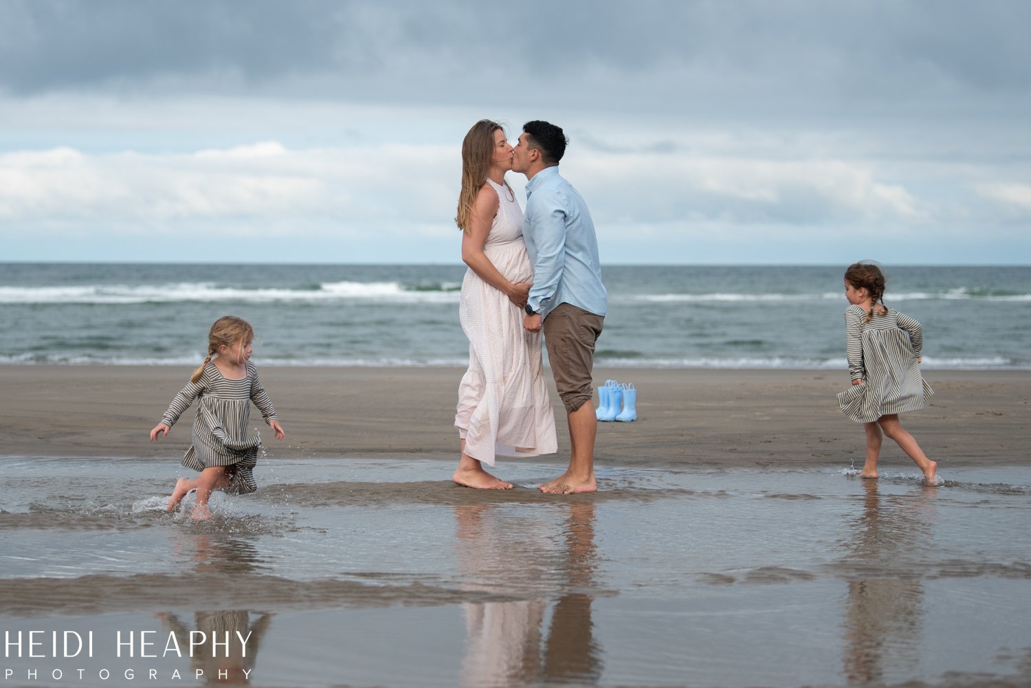 Oregon Coast Photographer, Oregon Coast, Cannon Beach Photographer, Oregon Coast Family, Low Tide Oregon Coast, Arcadia Beach_43.jpg