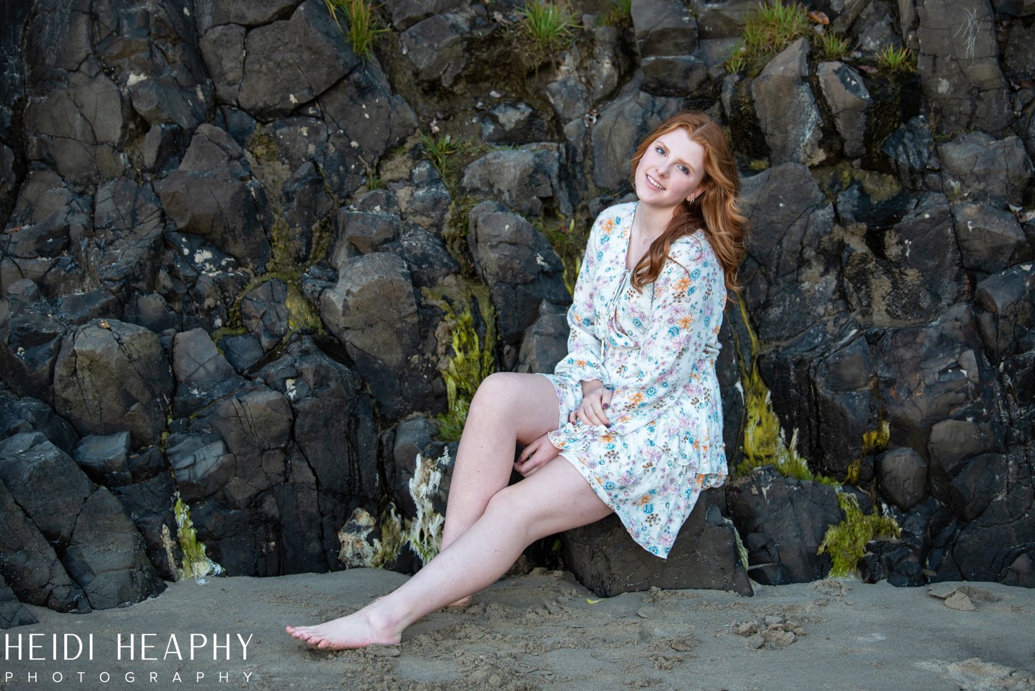 Oregon Coast Photographer, Cannon Beach, Cannon Beach Photographer, Oregon Coast senior photographer_15.jpg