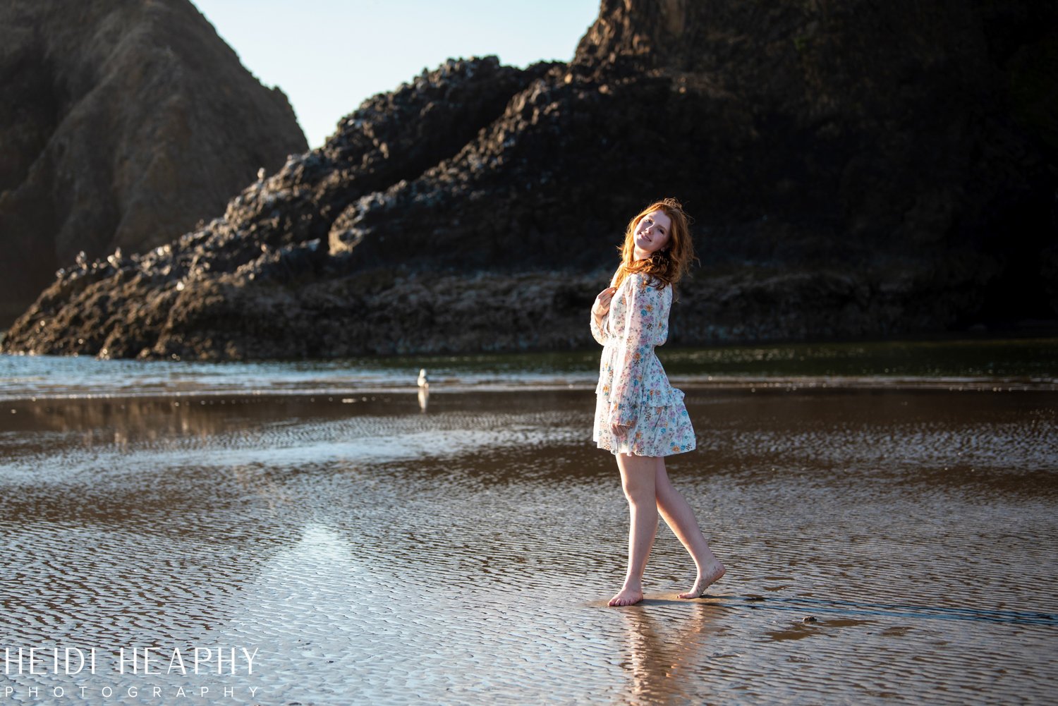 Oregon Coast Photographer, Cannon Beach, Cannon Beach Photographer, Oregon Coast senior photographer_18.jpg