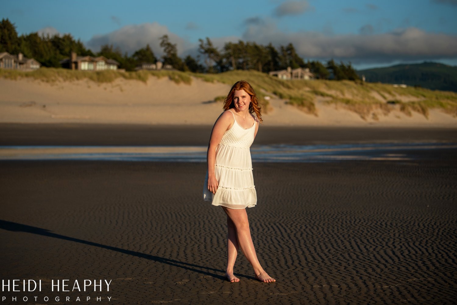 Oregon Coast Photographer, Cannon Beach, Cannon Beach Photographer, Oregon Coast senior photographer_37.jpg