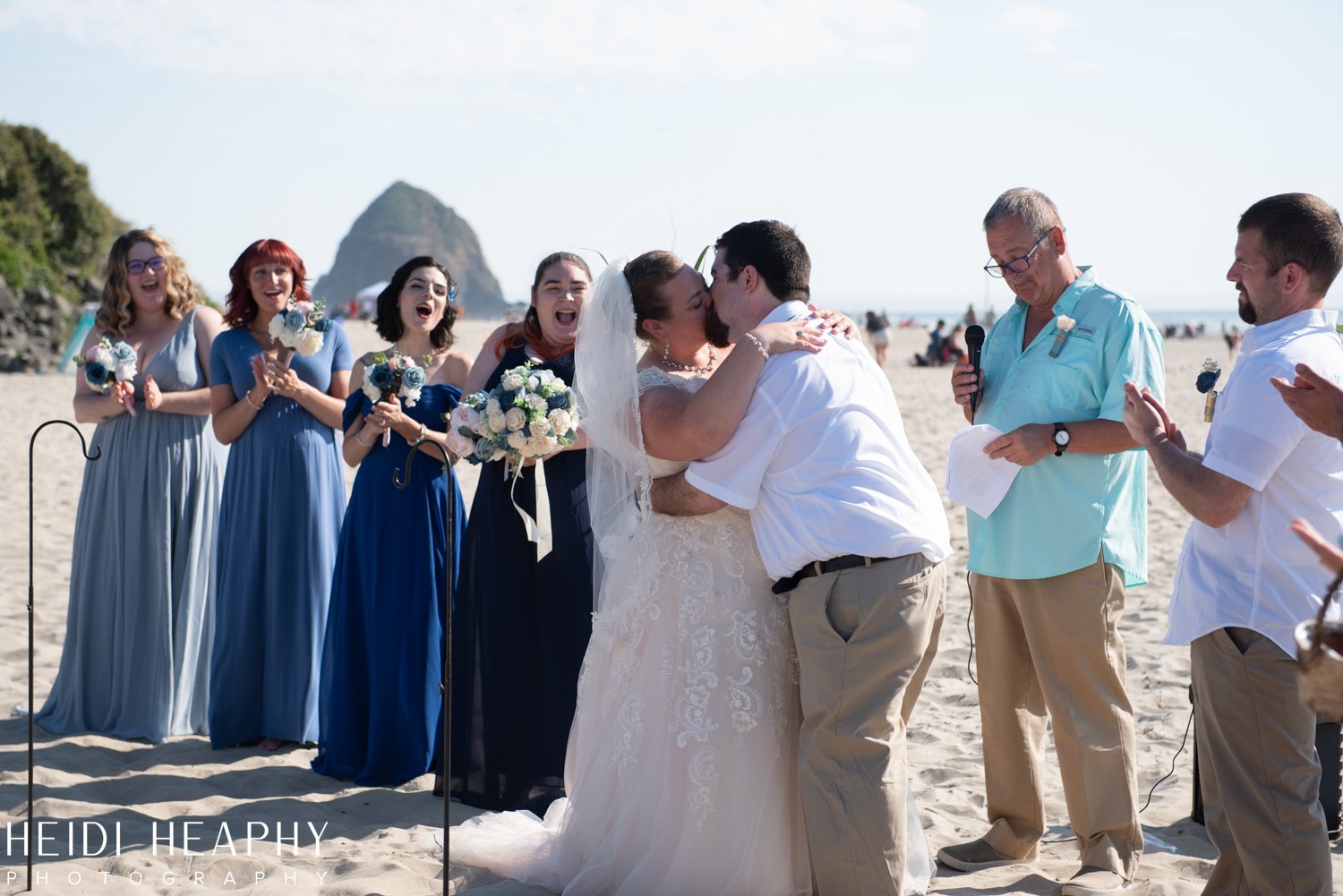 Cannon Beach Wedding, Cannon Beach Photographer, Oregon Coast Photographer, Cannon Beach-38.jpg