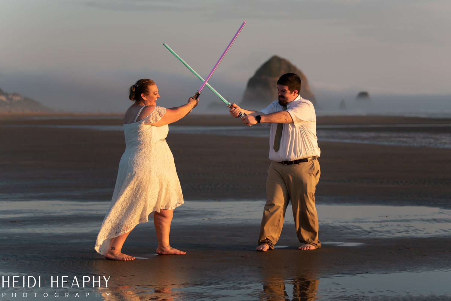 Cannon Beach Wedding, Cannon Beach Photographer, Oregon Coast Photographer, Cannon Beach-100.jpg