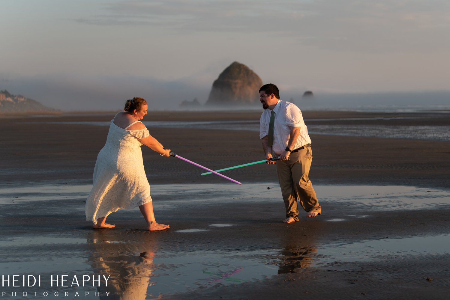 Cannon Beach Wedding, Cannon Beach Photographer, Oregon Coast Photographer, Cannon Beach-101.jpg