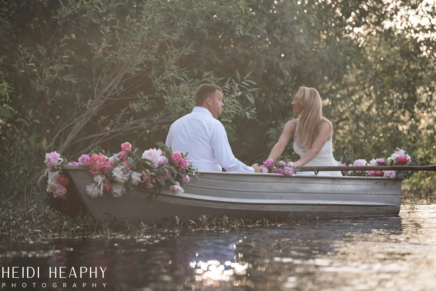 Hillsboro Elopement, Oregon Elopement, Portland Elopement, Boat Elopement, Oregon Wedding Photographer-20.jpg