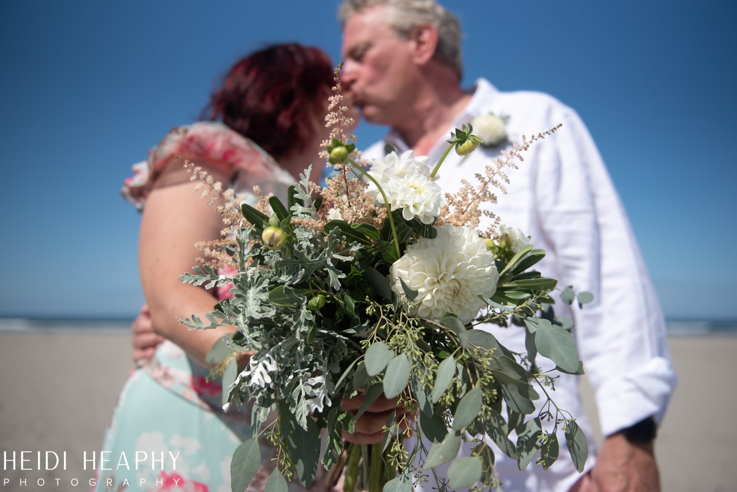 Cannon Beach Wedding, Cannon Beach Photographer, Cannon Beach, Oregon Coast Wedding, Oregon Coast Wedding Photographer-26.jpg