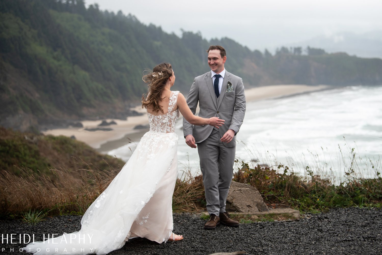 Cannon Beach Wedding, Cannon Beach, Cannon Beach Photographer, Oregon Coast Wedding, Oregon Coast Photographer_4.jpg